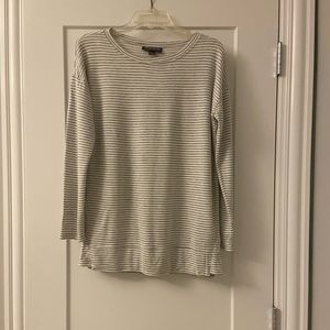 A Pea in the Pod striped maternity sweater